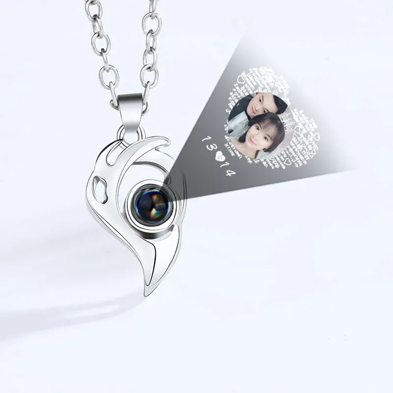 100 Languages I Love You Projection Magnetic Couple Heart Necklace